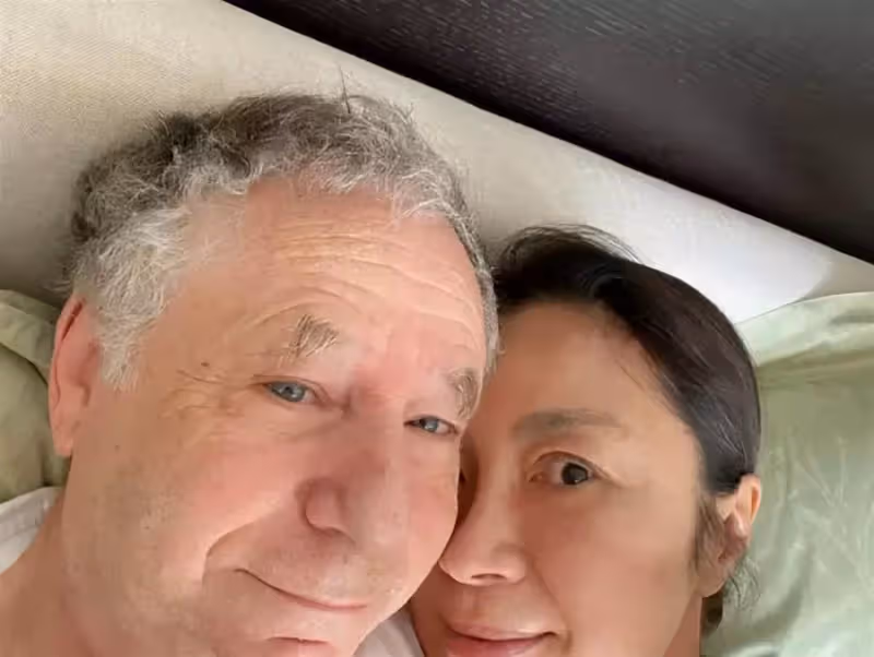 楊紫瓊曬與74歲男友合照!兩人同框似父女,網友:是真愛嗎?