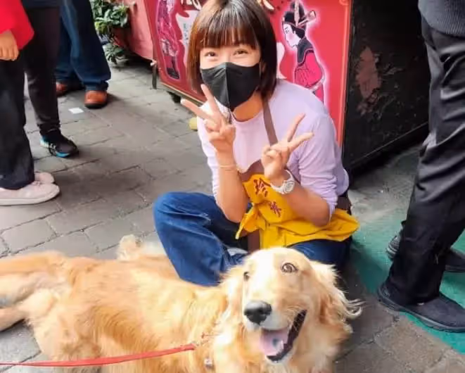 養3毛孩被鄰居投訴!米可白被念半夜開門「整層都狗叫聲」她無奈「把狗送人」公開道歉:「生活所迫」能做的都做了