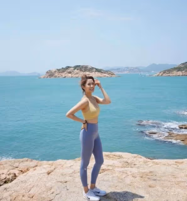 敢言敢語!TVB女神小花自曝想與老戲骨胡楓拍床戲:可以一起下棋