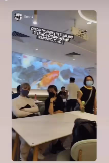 許紹雄女兒在新加坡開設第二家咖啡店,開業第一天客似雲來,忙的不亦樂乎