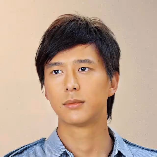 香港知名男星承認出軌！背著前女友用手機調情，幾段感情無縫連接