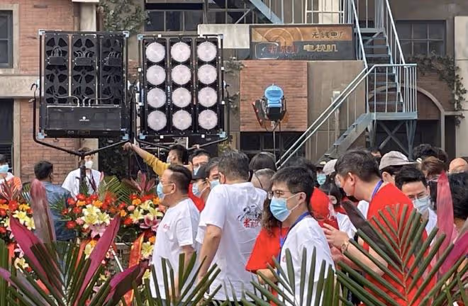 前「央視一姐」周濤跨界拍戲！將與張國立同台飆戲，54歲氣質超贊