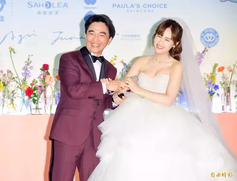 新婚3個月肚皮露餡？吳姍儒曬「中空露肚照」網狂喊：恭喜！　深夜氣炸「我的身體我自己做主」揭真相