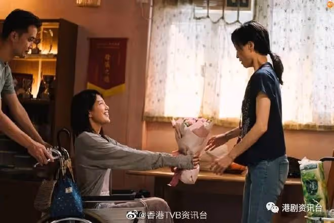 被伍姑娘掌摑大叫舒服！TVB新晉小花無意重組女團