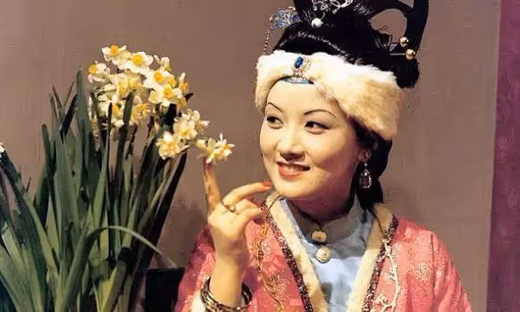 離婚後才遇良人,這6位女星「打臉」前夫太解氣,全被現任寵上天