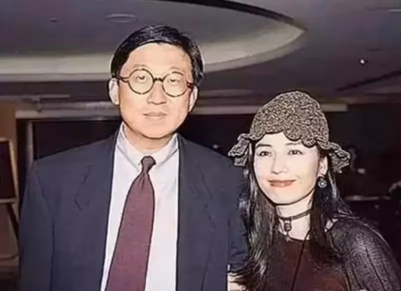 拒絕劉德華成龍追求,她「獨愛平凡尪」巔峰期結婚息影 47歲為他「守寡16年」至今無兒無女