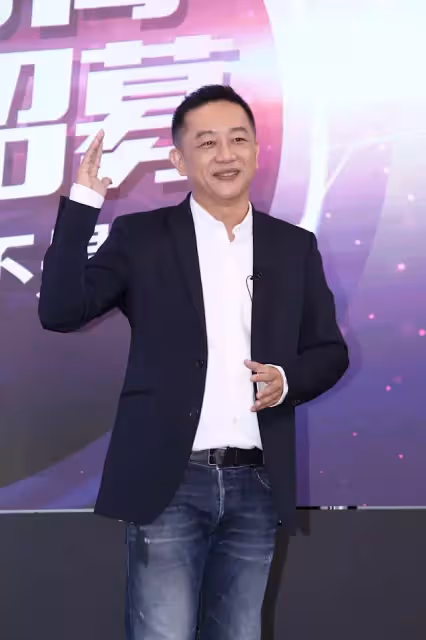 才燒光2千萬!本土劇一哥突宣布「閃辭董事長」:有捨才有得 轉行年收破億元「如今卻淡然放下」