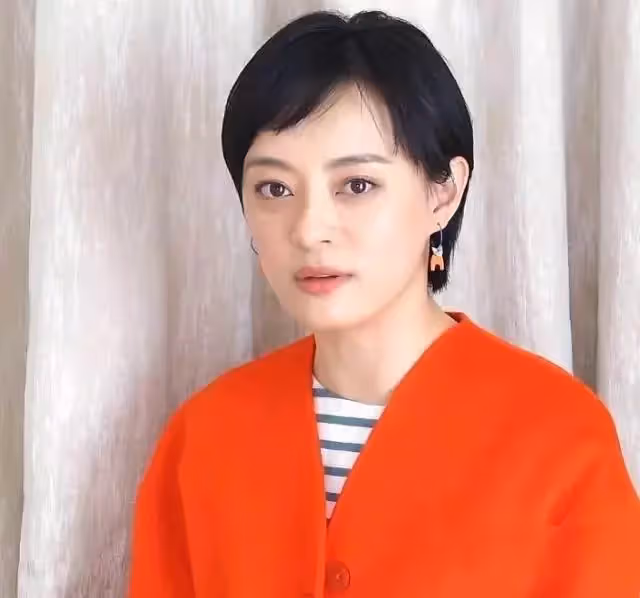 窮學生受孫儷資助4年，上大學後卻不知感恩，用6000字控訴，揭開她的「真面目」反嗆：一月2000都不夠吃飯