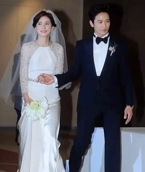 李寶英:搭檔李鍾碩再度翻紅,35歲嫁給池晟,結婚7年恩愛如初