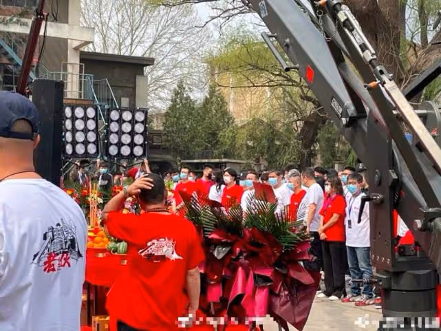 鐵三角時隔多年再合作,女演員和劇名都是驚喜,還未播出就火了!