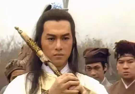 同姓不同命：哥哥猝死家中9天無人知，妹妹成影后 網友：最帥的武生，可惜！