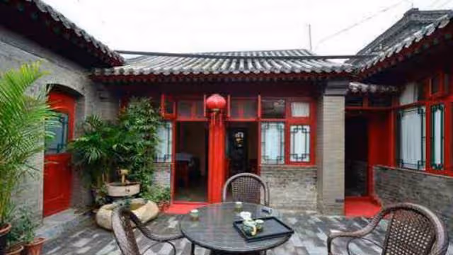 妹妹考上大學，父親賣老宅湊學費遭爺爺阻攔，如今父母回老宅養老
