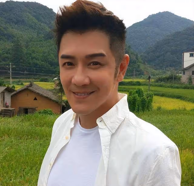 陳浩民妻子分享上海疫下生活,稱50元蔬菜直翻30倍,普通人吃不起