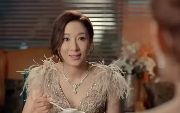 嫁入豪門迷失自我,港女星復出演《家族榮耀》,跟真實生活很像