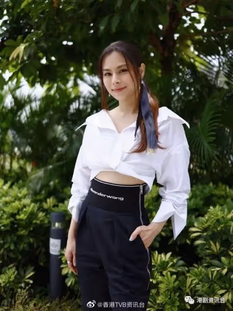 炎明熹有意義的17歲生日！李幸倪新歌疑遭叱吒打壓