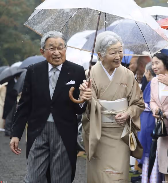 美智子結婚63年了，她的婚禮是皇室首次電視轉播的，即傳統又西式