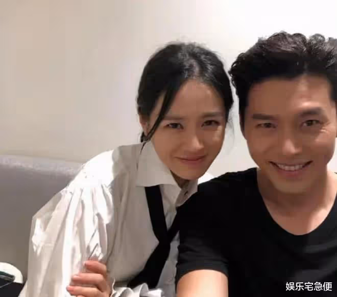 玄彬孫藝珍婚後11天:女方發了婚禮高清照,韓媒爆兩人機場蜜月照