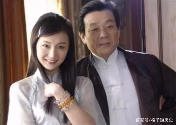 坐擁雙妻的老爺專業戶！兩個妻子住上下樓 現狀曝光直言：「來世不會再娶2個」