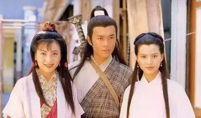 「拋下落難百億前夫」和小11歲80億豪門公子交往　「姊弟戀9年情變」今48歲「容顏變化大」近照詭異