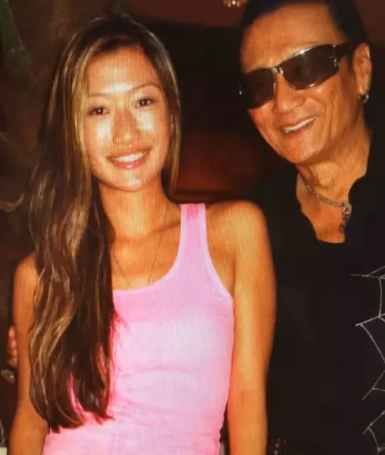 謝霆鋒妹妹罕曬女兒近照!三歲Sara攀高不膽怯,生父至今未公開:和張柏芝一樣 是合格母親