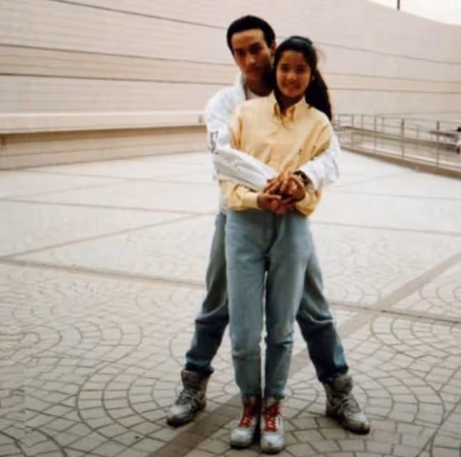 又一女星嫁初戀！48歲胡凱欣宣布3婚，婚后冠夫姓，子女滿意繼父