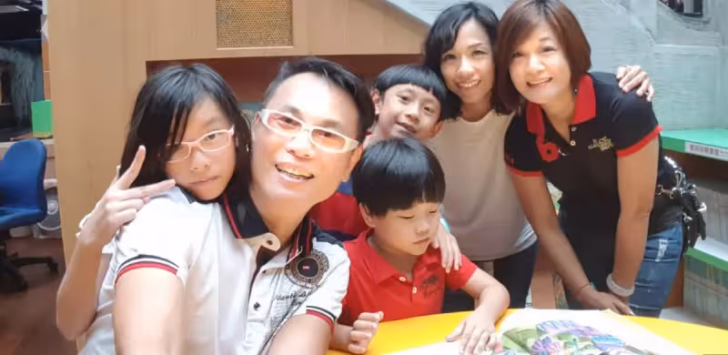 以為做爸爸很簡單!陳霆曝當年「2歲兒當他陌生人」一見面就哭 無奈嘆:「只剩下探視權了」