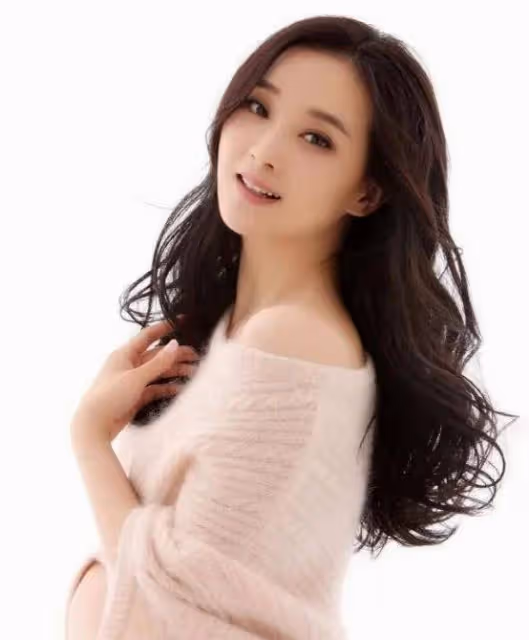 10位嫁入豪門的女星,各有各的結局,有的離婚有的被老公寵上天