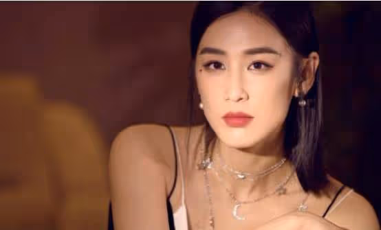 10位嫁入豪門的女星,各有各的結局,有的離婚有的被老公寵上天