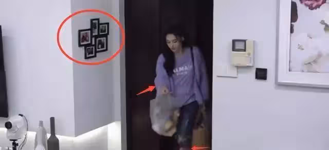 張柏芝上海豪宅:滿屋兒子照片,自己睡艾爾莎公主床,裝修很大眾