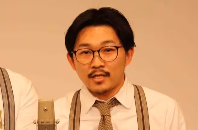 妹妹相差18歲的忘年戀被曝光，親哥悲嘆「又被大叔搶了」