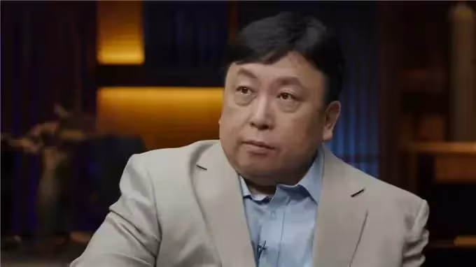 100萬投資,15天時間,許鞍華拍出了一部最具人情味的港片,三個主人公均拿到金像獎獎項