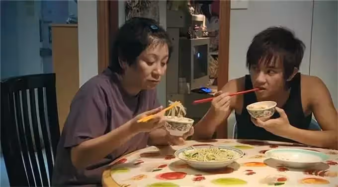 100萬投資，15天時間，許鞍華拍出了一部最具人情味的港片，三個主人公均拿到金像獎獎項