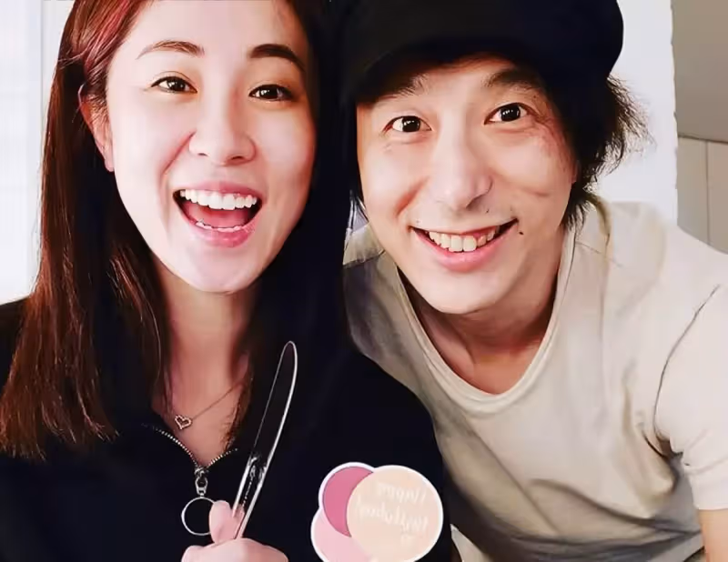 曾是港姐殺手!知名男星認出軌「背著前女友用手機調情」:我很渣 47歲大變樣「結婚5年恩愛如初」
