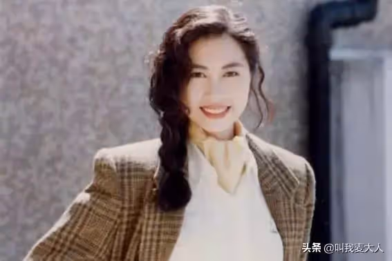 玉女變欲女！港姐冠軍被「前夫曝一周10次」　二婚得1400萬：三婚再嫁初戀「被寵成公主」幸福凍齡