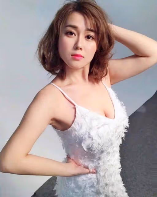 重新出發！34歲TVB前女星轉戰主持圈，因曬性感惹婆家不滿致婚變