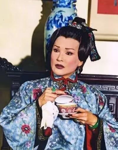 獨自打拚19年! 73歲陳莎莉罕露面「兩度失婚後」 自掙「1.4億養老錢」坦言:人生如戲 !