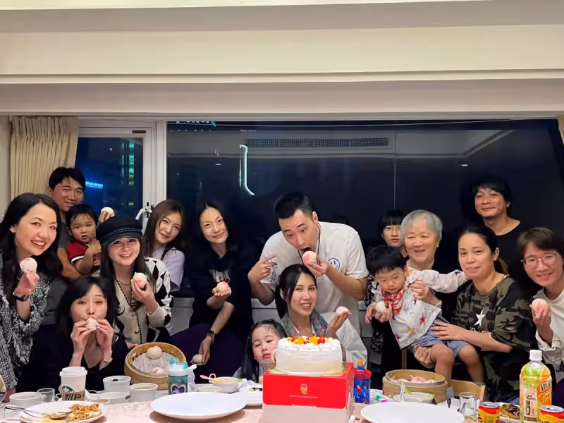 癌末拖病體慶生！余苑綺化療全失效「父母痛哭發聲」　手腳起水泡「認了有不好的念頭」網友鼻酸了