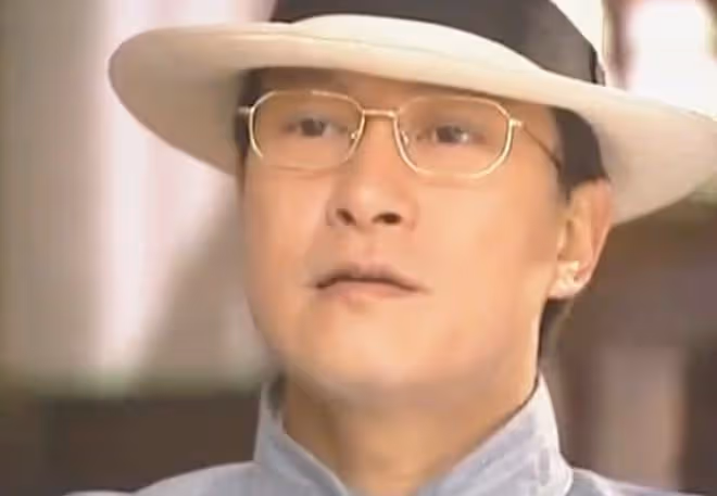 57歲劉錫明近況，長居內地讀碩士開店，已結婚稱妻子比周慧敏漂亮