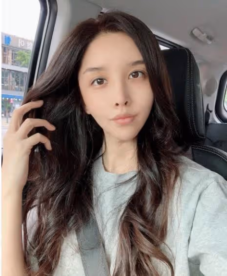 「變性美女」河莉秀:與丈夫結束10年婚姻,如今怎樣了?