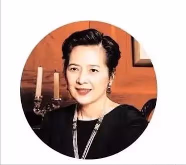 身為劉鑾雄的太子,他與風流老爸不一樣,不接班,向大學捐款5千萬!