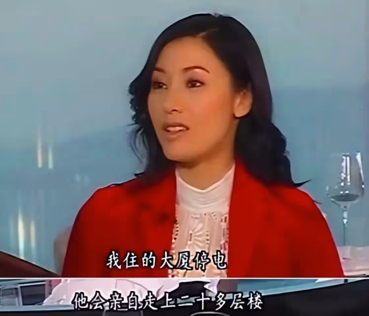 身為劉鑾雄的太子,他與風流老爸不一樣,不接班,向大學捐款5千萬!