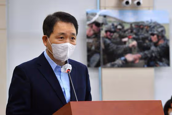 防彈少年團兵役特例案這一燙手山芋何時了結?