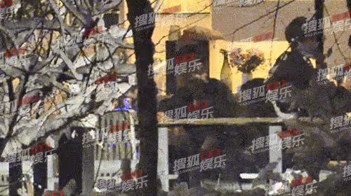 已婚玩很大！最強小三女星「深夜帶男人回家」摸腿過夜全被拍　老公也出軌「夫妻各玩各的」私下超精彩
