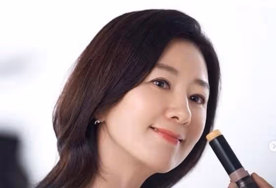 盤點10位韓國「凍齡美魔女」,金憓秀、李英愛上榜
