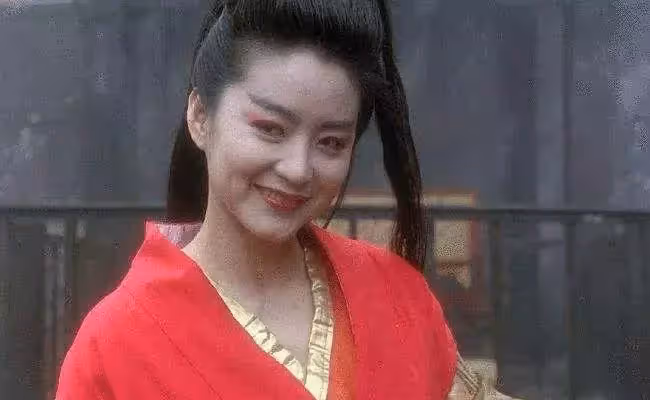 不是誰都能演東方不敗，9位扮演者，有人成了經典，有人成了笑柄
