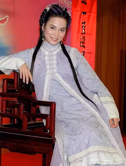 昔捲豔照風波！資深女星「唯一承認舊愛」卻剃度出家　「長年飽受疾病之苦」認不敢生小孩