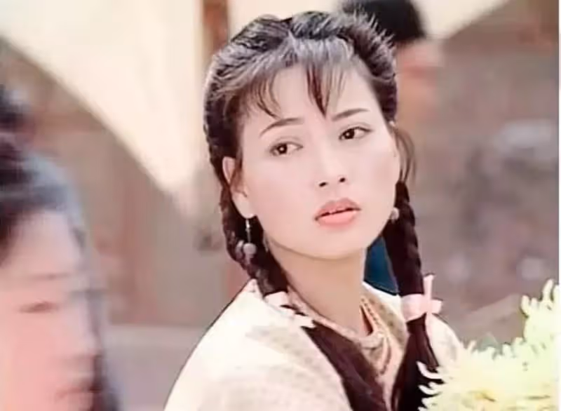 昔捲豔照風波！資深女星「唯一承認舊愛」卻剃度出家　「長年飽受疾病之苦」認不敢生小孩