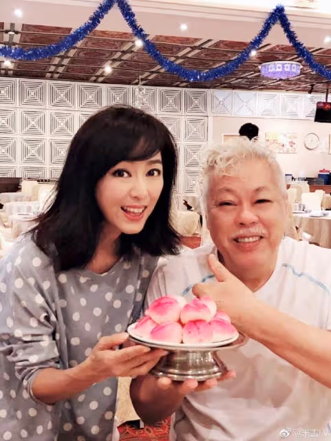 一路走好!76歲知名綠葉突傳因病離世,為圓演員亡弟遺願加入TVB