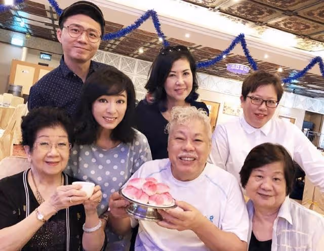 一路走好!76歲知名綠葉突傳因病離世,為圓演員亡弟遺願加入TVB