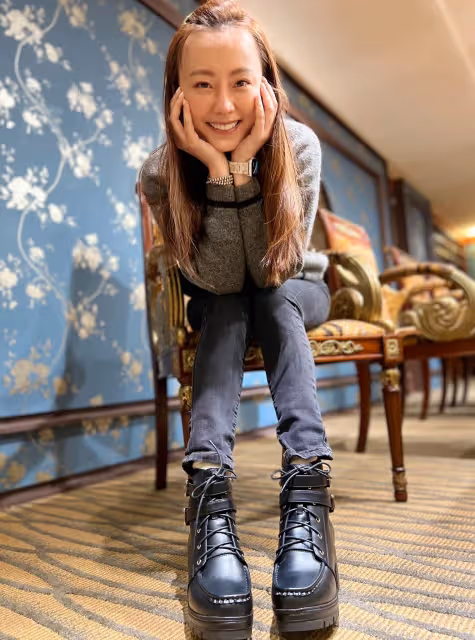 產後好難瘦!35歲女星「肚子大到撐破褲子」被經紀人狂嫌 吐鏟肉辛酸史「成功瘦成女神」媽媽變姊姊❤️
